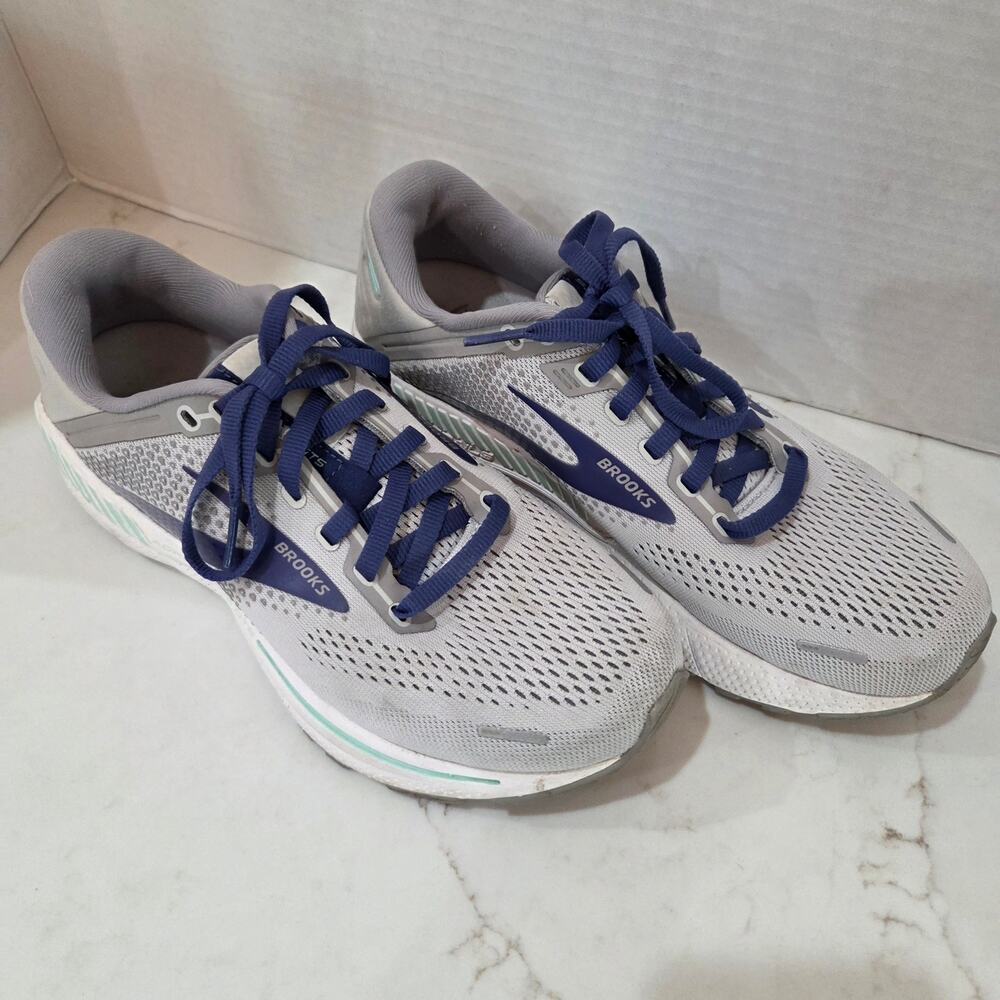 Women's Brooks Adrenaline GTS 22, Size 7.5 - Picture 10 of 10